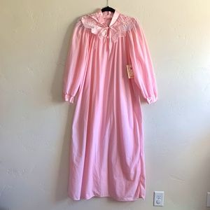 Vintage Suzanne Beth fleece nightgown tie front size L